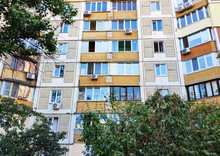 Продаж 1 кімнатної квартири (42/18/8), 5 пов. 16 пов. будинку