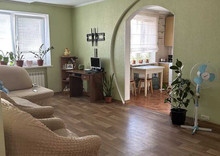 Продаж 3 кімнатної квартири (72/41/9), 10 пов. 10 пов. будинку