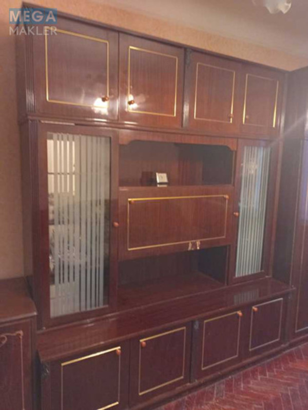 Оренда 3 кімнатної квартири, <a class="location-link" href="/kiev/" title="Недвижимость Київ">Київ</a>, <a class="location-link" href="/kiev/solomenskij/" title="Недвижимость Солом'янський район">Солом'янський р-н</a>, Авиаконструктора Антонова ул., 15 (изображение 1)