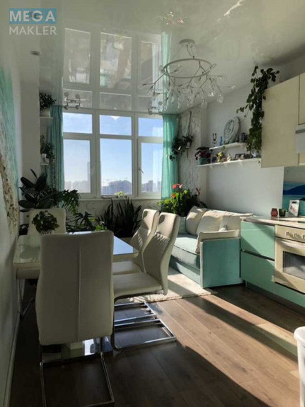 Продаж 3 кімнатної квартири (110/55/15), 17 пов. 24 пов. будинку, <a class="location-link" href="/odessa/" title="Недвижимость Одеса">Одеса</a>, <a class="location-link" href="/odessa/primorskij/" title="Недвижимость Приморський район">Приморський р-н</a>, Французский бульвар (изображение 1)