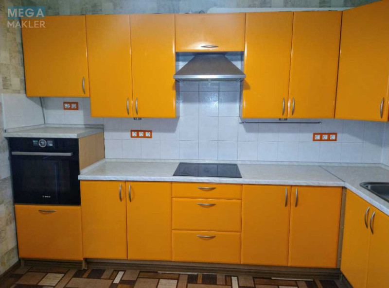 Продаж 3 кімнатної квартири (89/47/12), 5 пов. 16 пов. будинку, <a class="location-link" href="/kiev/" title="Недвижимость Київ">Київ</a>, <a class="location-link" href="/kiev/podolskij/" title="Недвижимость Подільський район">Подільський р-н</a>, улица Тираспольская, 47 (изображение 1)