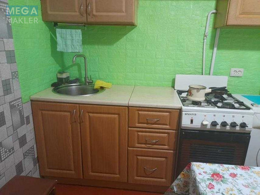 Оренда 1 кімнатної квартири, <a class="location-link" href="/kiev/" title="Недвижимость Київ">Київ</a>, <a class="location-link" href="/kiev/dneprovskij/" title="Недвижимость Дніпровський район">Дніпровський р-н</a>, Петра Запорожца ул., 21 (изображение 1)
