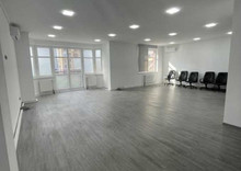 Оренда комерційної нерухомості, 140&nbsp;кв.м, под офис