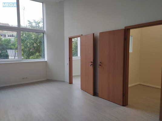 Оренда комерційної нерухомості, 38&nbsp;кв.м, под офис, <a class="location-link" href="/kiev/" title="Недвижимость Київ">Київ</a>, <a class="location-link" href="/kiev/shevchenkovskij/" title="Недвижимость Шевченківський район">Шевченківський р-н</a>, Шолуденка вул., 3 (изображение 1)