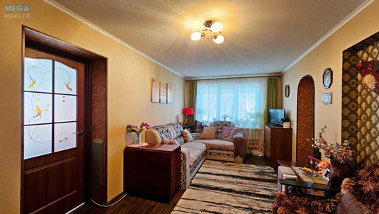 Продаж 2 кімнатної квартири (43/18/6), 1 пов. 2 пов. будинку, <a class="location-link" href="/dneprodzerzhinsk/" title="Недвижимость Кам'янське">Каменское</a>, Дорожная, 32 (изображение 1)