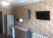 Продаж 7 кімнатної квартири (18/?/?), 4 пов. 5 пов. будинку