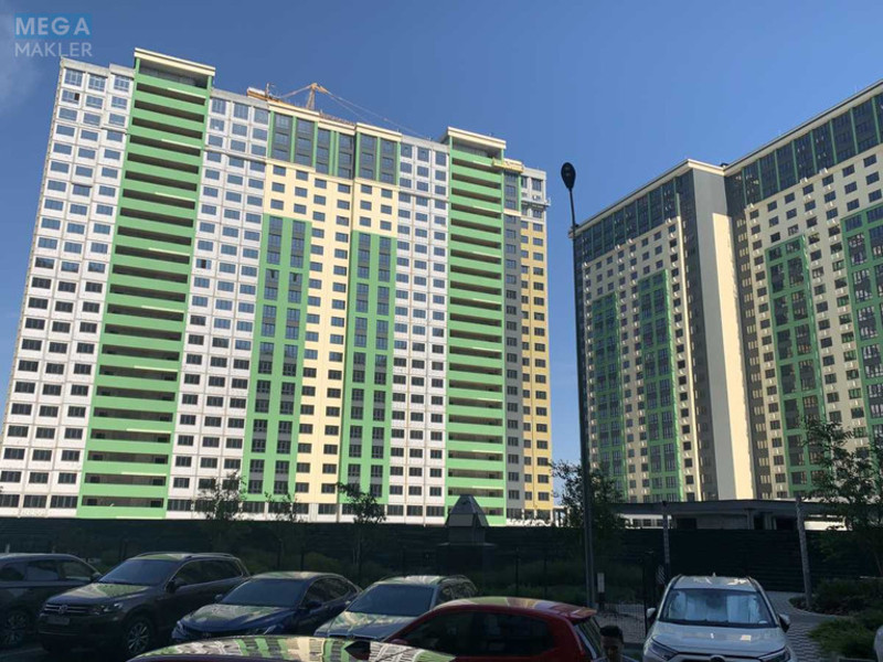 Новобудова, 23 поверхів, <a class="location-link" href="/kiev/" title="Недвижимость Київ">Київ</a>, <a class="location-link" href="/kiev/solomenskij/" title="Недвижимость Солом'янський район">Солом'янський р-н</a>, Михайла Максимовича вул., 32Г (изображение 1)