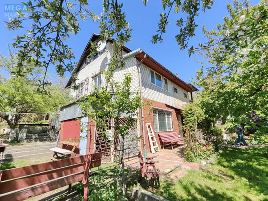 Продаж дома, 2&nbsp;поверху, 135&nbsp;кв.м, 6&nbsp;кімнат, ділянка 12&nbsp;соток, <a class="location-link" href="/grebeni/" title="Недвижимость Гребені">Гребені</a>, Нижній Тупік, 4 (изображение 1)