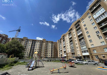 Новобудова, 10 поверхів