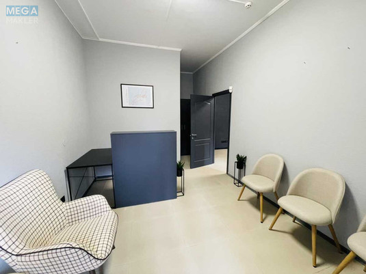 Оренда комерційної нерухомості, 40&nbsp;кв.м, под офис, <a class="location-link" href="/kiev/" title="Недвижимость Київ">Київ</a>, <a class="location-link" href="/kiev/goloseevskij/" title="Недвижимость Голосіївський район">Голосіївський р-н</a>, Науки просп., 62А (изображение 1)