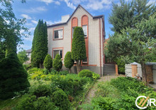 Продаж дома, 2&nbsp;поверху, 240&nbsp;кв.м, 4&nbsp;кімнати, ділянка 17&nbsp;соток