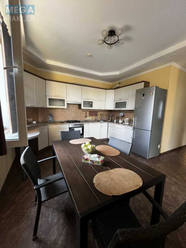 Продаж дома, 2 поверху, 295 кв.м, 5 кімнат, ділянка 15 соток, <a class="location-link" href="/putrovka/" title="Недвижимость Путрівка">Путрівка</a>, Дорошенко (изображение 1)