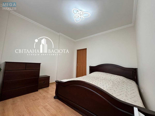 Продаж 4 кімнатної квартири (125/80/15), 9 пов. 10 пов. будинку, <a class="location-link" href="/chernovtsi/" title="Недвижимость Чернівці">Чернівці</a>, <a class="location-link" href="/chernovtsi/pershotravnevij/" title="Недвижимость Першотравневий район">Першотравневий р-н</a>, Чорноармійська (изображение 1)