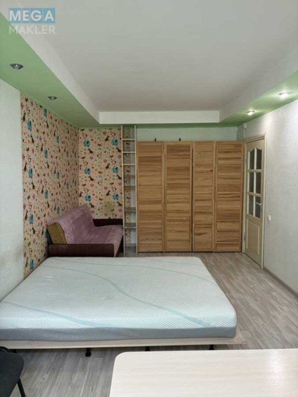 Оренда 1 кімнатної квартири, <a class="location-link" href="/kiev/" title="Недвижимость Київ">Київ</a>, <a class="location-link" href="/kiev/svyatoshinskij/" title="Недвижимость Святошинський район">Святошинський р-н</a>, Зодчих вул., 18в (изображение 1)