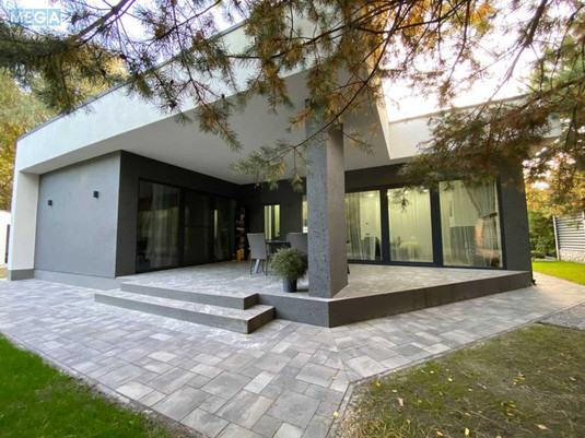 Продаж дома, 1&nbsp; поверх, 200&nbsp;кв.м, 4&nbsp;кімнати, ділянка 8&nbsp;соток, <a class="location-link" href="/gnedin/" title="Недвижимость Гнідін">Гнідин</a>, Юности, 15в (изображение 1)