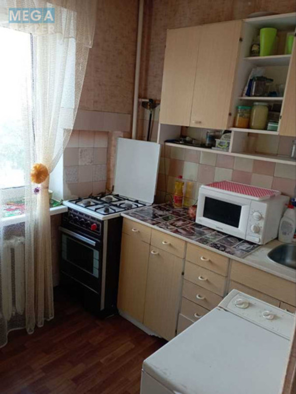 Продаж 3 кімнатної квартири (55/40/5,7), 2 пов. 5 пов. будинку, <a class="location-link" href="/kiev/" title="Недвижимость Київ">Київ</a>, <a class="location-link" href="/kiev/darnickij/" title="Недвижимость Дарницький район">Дарницький р-н</a>, Сормовская ул., 16 (изображение 1)