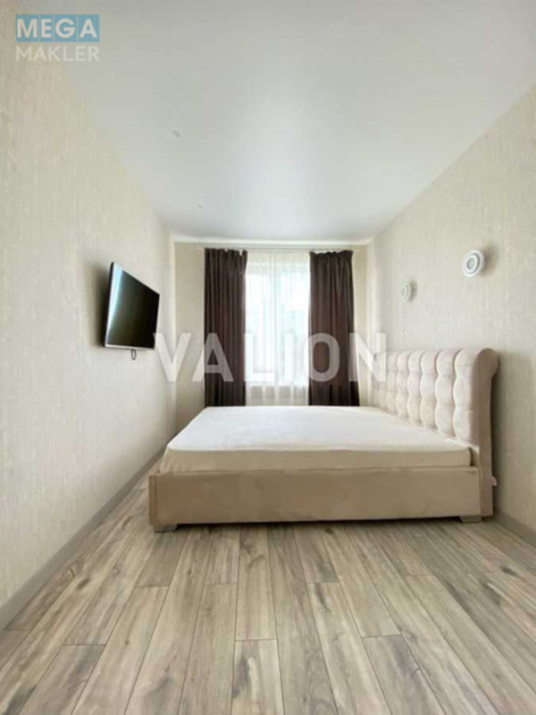 Продаж 1 кімнатної квартири (42/20/15), 23 пов. 25 пов. будинку, <a class="location-link" href="/kiev/" title="Недвижимость Київ">Київ</a>, <a class="location-link" href="/kiev/svyatoshinskij/" title="Недвижимость Святошинський район">Святошинський р-н</a>, Клавдиевская ул., 40є (изображение 1)