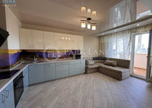 Продаж 3 кімнатної квартири (96/48/18), 11 пов. 25 пов. будинку