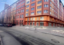 Продаж комерційної нерухомості, 62,70 кв.м, под магазин