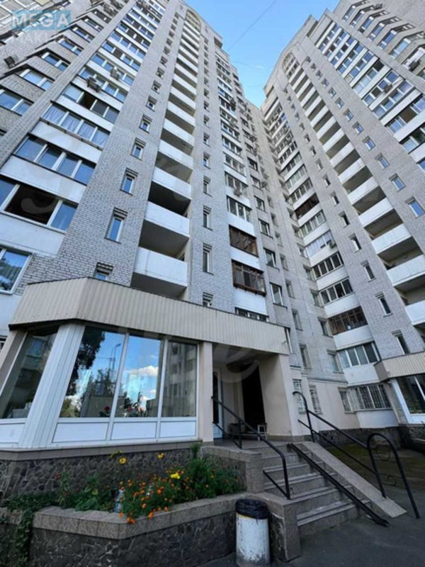 Продаж 1 кімнатної квартири (45,5/?/9), 11 пов. 16 пов. будинку, <a class="location-link" href="/kiev/" title="Недвижимость Київ">Київ</a>, <a class="location-link" href="/kiev/svyatoshinskij/" title="Недвижимость Святошинський район">Святошинський р-н</a>, Академіка Єфремова вул. (изображение 1)