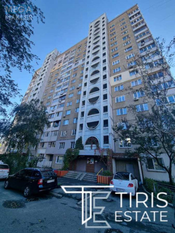 Продаж 3 кімнатної квартири (72/42/8,3), 13 пов. 16 пов. будинку, <a class="location-link" href="/kiev/" title="Недвижимость Київ">Київ</a>, <a class="location-link" href="/kiev/obolonskij/" title="Недвижимость Оболонський район">Оболонський р-н</a>, Петра Панча вул., 1 (изображение 1)