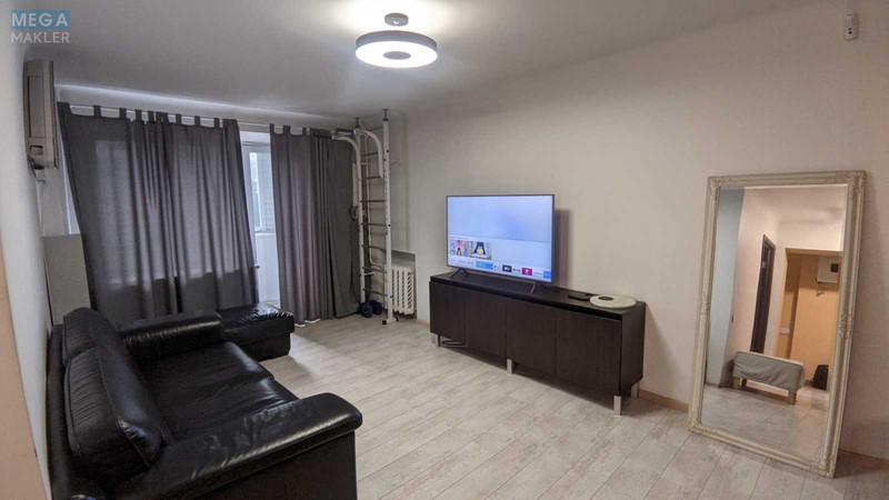 Продаж 2 кімнатної квартири (46/28/7), 2 пов. 9 пов. будинку, <a class="location-link" href="/kiev/" title="Недвижимость Київ">Київ</a>, <a class="location-link" href="/kiev/pecherskij/" title="Недвижимость Печерський район">Печерський р-н</a>, Лабораторный пер., 4 (изображение 1)