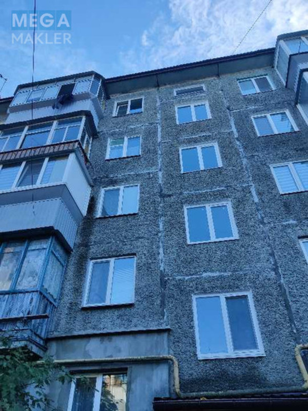 Продаж 3 кімнатної квартири (59/44/6), 5 пов. 5 пов. будинку, <a class="location-link" href="/vasilkov/" title="Недвижимость Васильків">Васильків</a>, Грушевського, 21 (изображение 1)