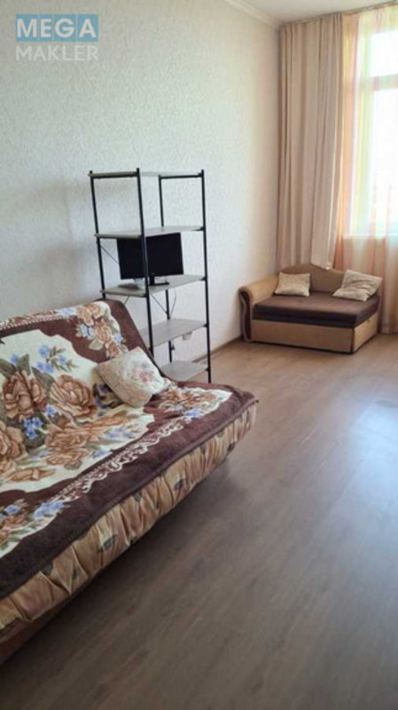 Оренда 1 кімнатної квартири, <a class="location-link" href="/kiev/" title="Недвижимость Київ">Київ</a>, <a class="location-link" href="/kiev/dneprovskij/" title="Недвижимость Дніпровський район">Дніпровський р-н</a>, Гната Хоткевича вул., 8 (изображение 1)