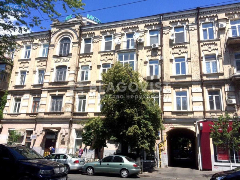 Продаж 2 кімнатної квартири (110/55/15), 3 пов. 4 пов. будинку, <a class="location-link" href="/kiev/" title="Недвижимость Київ">Київ</a>, <a class="location-link" href="/kiev/shevchenkovskij/" title="Недвижимость Шевченківський район">Шевченківський р-н</a>, Січових Стрільців вул., 10 (изображение 1)