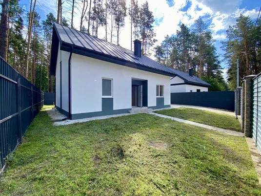 Продаж дома, 2&nbsp;поверху, 150&nbsp;кв.м, 3&nbsp;кімнати, ділянка 4&nbsp;сотки, <a class="location-link" href="/kiev/" title="Недвижимость Київ">Київ</a>, <a class="location-link" href="/kiev/darnickij/" title="Недвижимость Дарницький район">Дарницький р-н</a>, Лісова вул. (изображение 1)