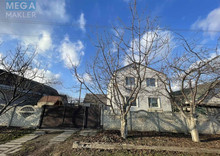 Продаж дома, 2 поверху, 194 кв.м, 6 кімнат, нормальне сост., ділянка 15 соток