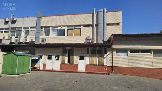 Продаж окремої будівлі/побудови, 908&nbsp;кв.м, под производство, <a class="location-link" href="/kiev/" title="Недвижимость Київ">Київ</a>, <a class="location-link" href="/kiev/obolonskij/" title="Недвижимость Оболонський район">Оболонський р-н</a>, Маршала Малиновского ул. (изображение 1)
