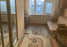 Продаж 8 кімнатної квартири (29/?/?), 10 пов. 12 пов. будинку