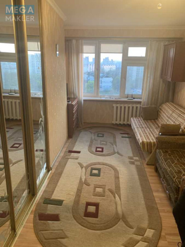 Продаж 8 кімнатної квартири (29/?/?), 10 пов. 12 пов. будинку, <a class="location-link" href="/kiev/" title="Недвижимость Київ">Київ</a>, <a class="location-link" href="/kiev/dneprovskij/" title="Недвижимость Дніпровський район">Дніпровський р-н</a>, Миропільська вул., 15А (изображение 1)