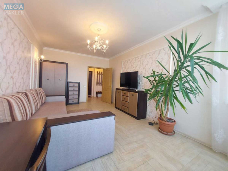 Оренда 1 кімнатної квартири, <a class="location-link" href="/kiev/" title="Недвижимость Київ">Київ</a>, <a class="location-link" href="/kiev/podolskij/" title="Недвижимость Подільський район">Подільський р-н</a>, Вишгородська вул., 45 (изображение 1)