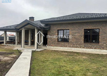 Продаж дома, 1  поверх, 142 кв.м, 4 кімнати, ділянка 2 сотки