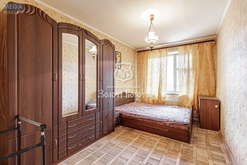 Продаж 4 кімнатної квартири (83/53/8), 9 пов. 9 пов. будинку, <a class="location-link" href="/kiev/" title="Недвижимость Київ">Київ</a>, <a class="location-link" href="/kiev/darnickij/" title="Недвижимость Дарницький район">Дарницький р-н</a>, Здолбунівська вул., 3в (изображение 1)