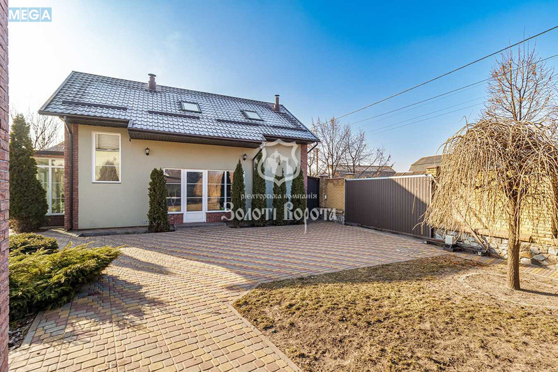 Продаж дома, 2&nbsp;поверху, 168&nbsp;кв.м, 6&nbsp;кімнат, ділянка 13&nbsp;соток, <a class="location-link" href="/kiev/" title="Недвижимость Київ">Київ</a>, <a class="location-link" href="/kiev/darnickij/" title="Недвижимость Дарницький район">Дарницький р-н</a>, Медоносна вул., 33 (изображение 1)