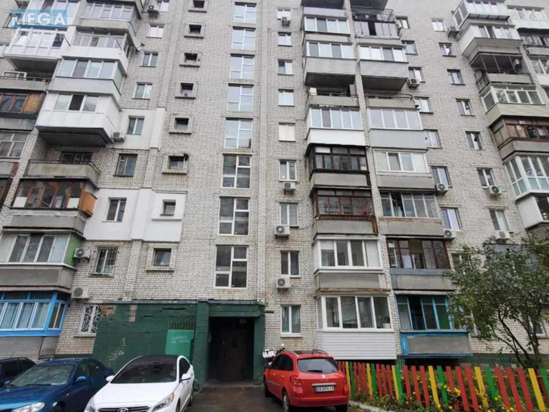 Продаж 1 кімнатної квартири (31,4/12,9/5,9), 3 пов. 9 пов. будинку, <a class="location-link" href="/kiev/" title="Недвижимость Київ">Київ</a>, <a class="location-link" href="/kiev/shevchenkovskij/" title="Недвижимость Шевченківський район">Шевченківський р-н</a>, Григория Андрющенко ул., 4Б (изображение 1)