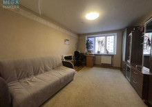 Продаж 3 кімнатної квартири (76/?/9), 4 пов. 12 пов. будинку