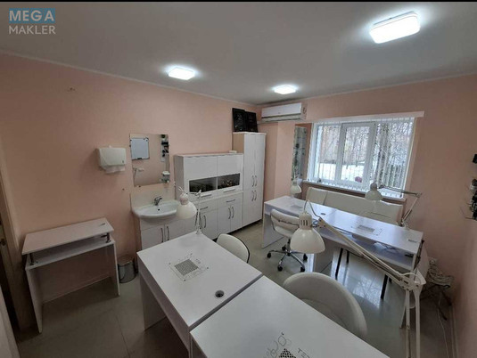 Продаж окремої будівлі/побудови, 67&nbsp;кв.м, <a class="location-link" href="/chernigov/" title="Недвижимость Чернігів">Чернігів</a>, <a class="location-link" href="/chernigov/desnyanskij/" title="Недвижимость Деснянський район">Деснянський р-н</a>, Тарнавського, 12 (изображение 1)