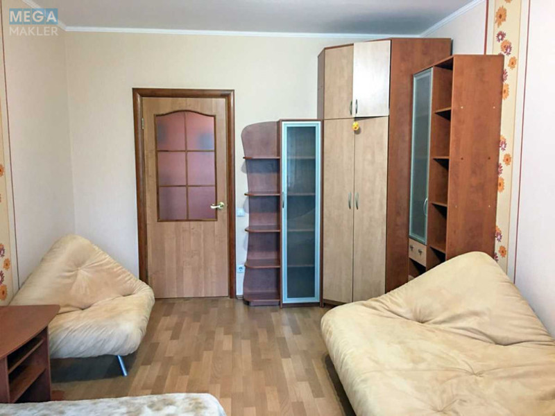 Оренда 1 кімнатної квартири, <a class="location-link" href="/kiev/" title="Недвижимость Київ">Київ</a>, <a class="location-link" href="/kiev/darnickij/" title="Недвижимость Дарницький район">Дарницький р-н</a>, Анни Ахматової вул., 28 (изображение 1)