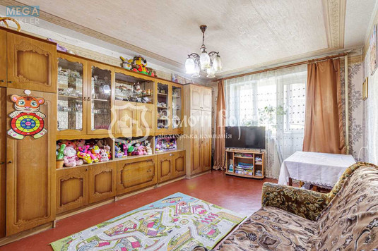 Продаж 3 кімнатної квартири (73,2/42/8,3), 1 пов. 10 пов. будинку, <a class="location-link" href="/kiev/" title="Недвижимость Київ">Київ</a>, <a class="location-link" href="/kiev/svyatoshinskij/" title="Недвижимость Святошинський район">Святошинський р-н</a>, Василя Стуса вул., 9 (изображение 1)