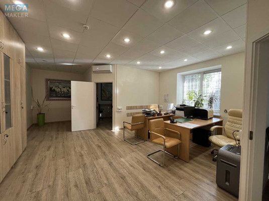 Продаж 6 кімнатної квартири (186/106/10), 2 пов. 5 пов. будинку, <a class="location-link" href="/kiev/" title="Недвижимость Київ">Київ</a>, <a class="location-link" href="/kiev/solomenskij/" title="Недвижимость Солом'янський район">Солом'янський р-н</a>, Митрополита Василя Липківського вул., 40 (изображение 1)