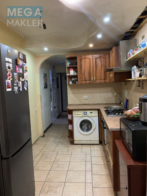 Продаж 3 кімнатної квартири (70/45/11), 1 пов. 5 пов. будинку, <a class="location-link" href="/krivoj-rog/" title="Недвижимость Кривий Ріг">Кривий Ріг</a>, <a class="location-link" href="/krivoj-rog/centralno-gorodskoj/" title="Недвижимость Центрально-міський район">Центрально-міський р-н</a>, Пушкина (изображение 1)
