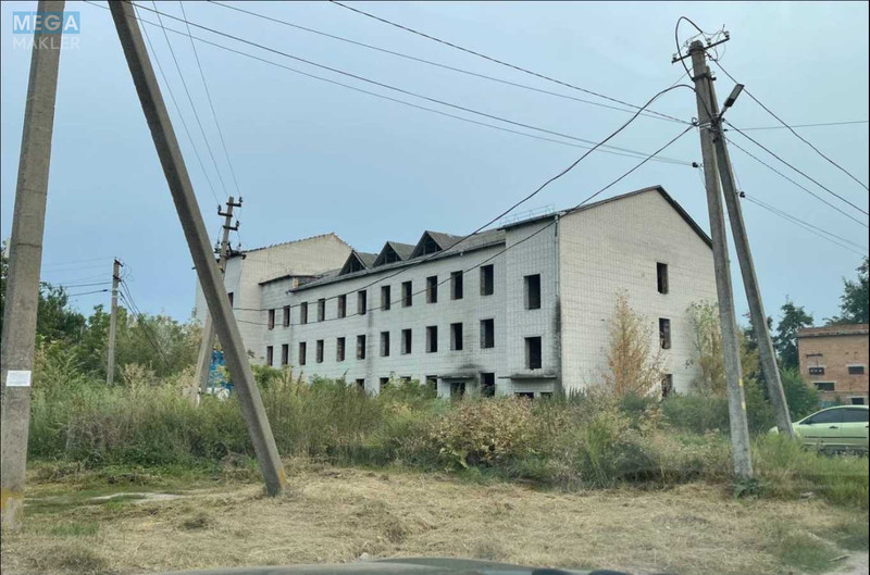 Продаж комерційної нерухомості, 2 448 кв.м, <a class="location-link" href="/trebuhov/" title="Недвижимость Требухів">Требухів</a>, броварська, 1 (изображение 1)