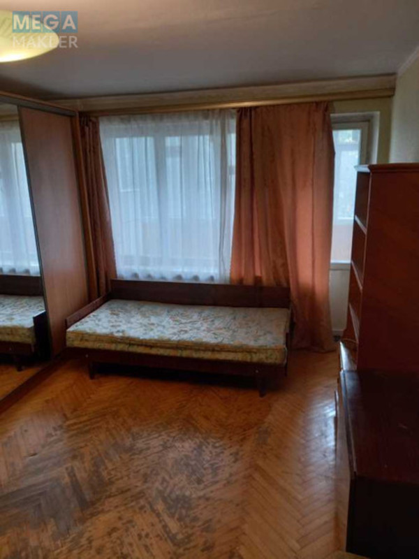 Оренда кімнати (підселення), <a class="location-link" href="/kiev/" title="Недвижимость Київ">Київ</a>, <a class="location-link" href="/kiev/dneprovskij/" title="Недвижимость Дніпровський район">Дніпровський р-н</a>, Верховної Ради бульв., 19 (изображение 1)