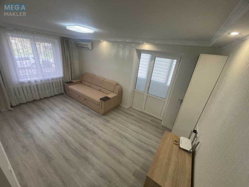 Оренда 2 кімнатної квартири, <a class="location-link" href="/kiev/" title="Недвижимость Київ">Київ</a>, <a class="location-link" href="/kiev/desnyanskij/" title="Недвижимость Деснянський район">Деснянський р-н</a>, Лісовий просп., 13 (изображение 1)