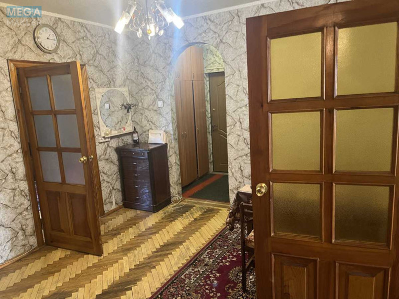 Оренда 3 кімнатної квартири, <a class="location-link" href="/kiev/" title="Недвижимость Київ">Київ</a>, <a class="location-link" href="/kiev/desnyanskij/" title="Недвижимость Деснянський район">Деснянський р-н</a>, Оноре Де Бальзака ул., 61 (изображение 1)