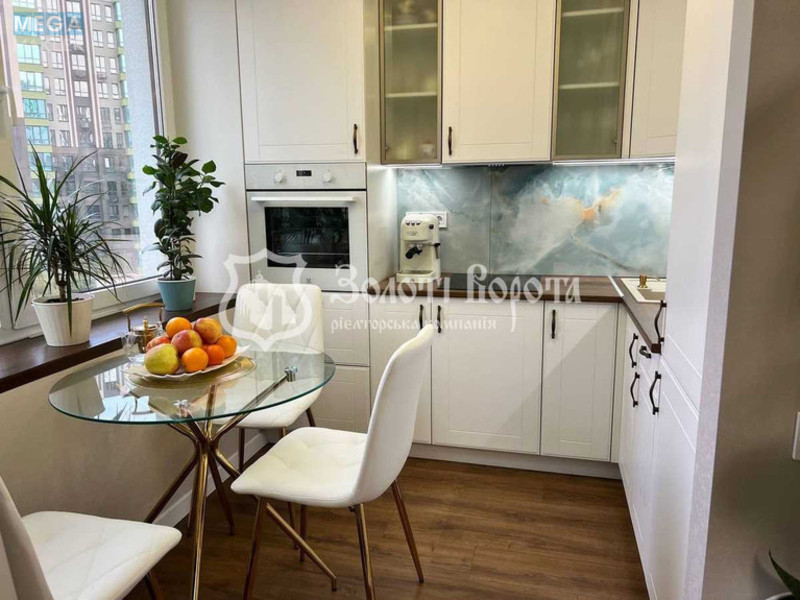 Продаж 1 кімнатної квартири (35/15/9), 3 пов. 4 пов. будинку, <a class="location-link" href="/sofievskaya-borshagovka/" title="Недвижимость Софіївська Борщагівка">Софіївська Борщагівка</a>, Небесної сотні, 20/10 (изображение 1)